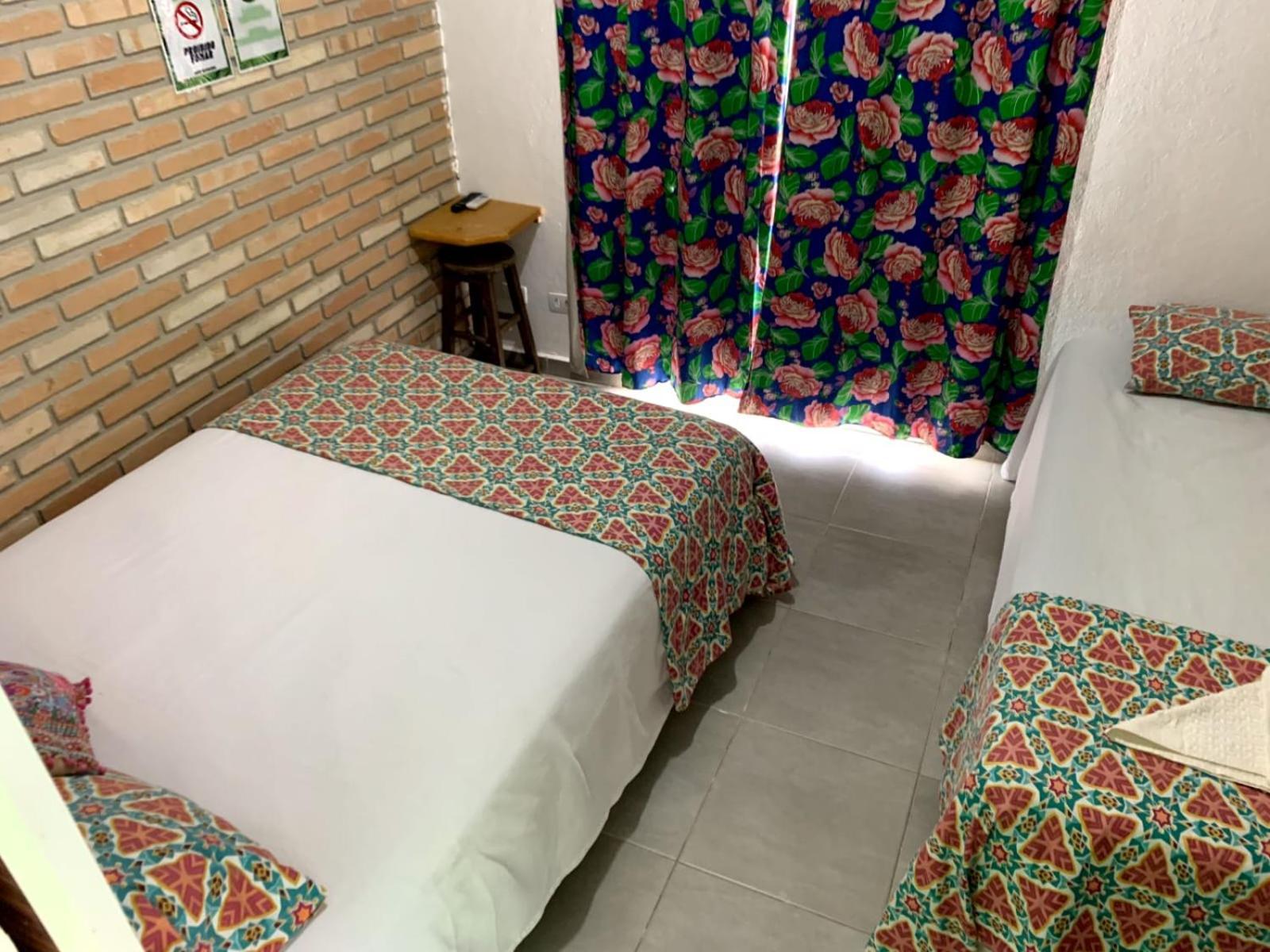 Hostel Vento Leste Bombinhas Exteriör bild