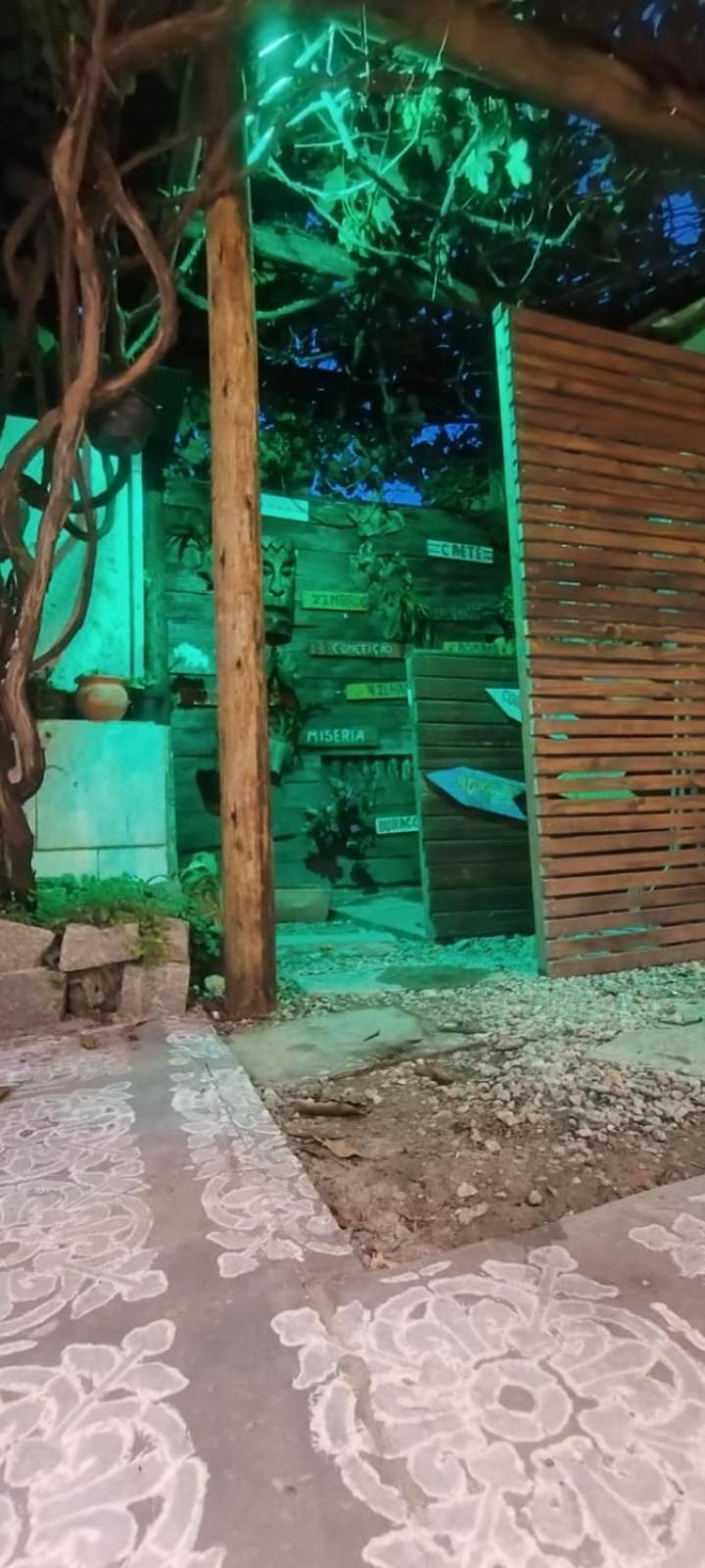 Hostel Vento Leste Bombinhas Exteriör bild