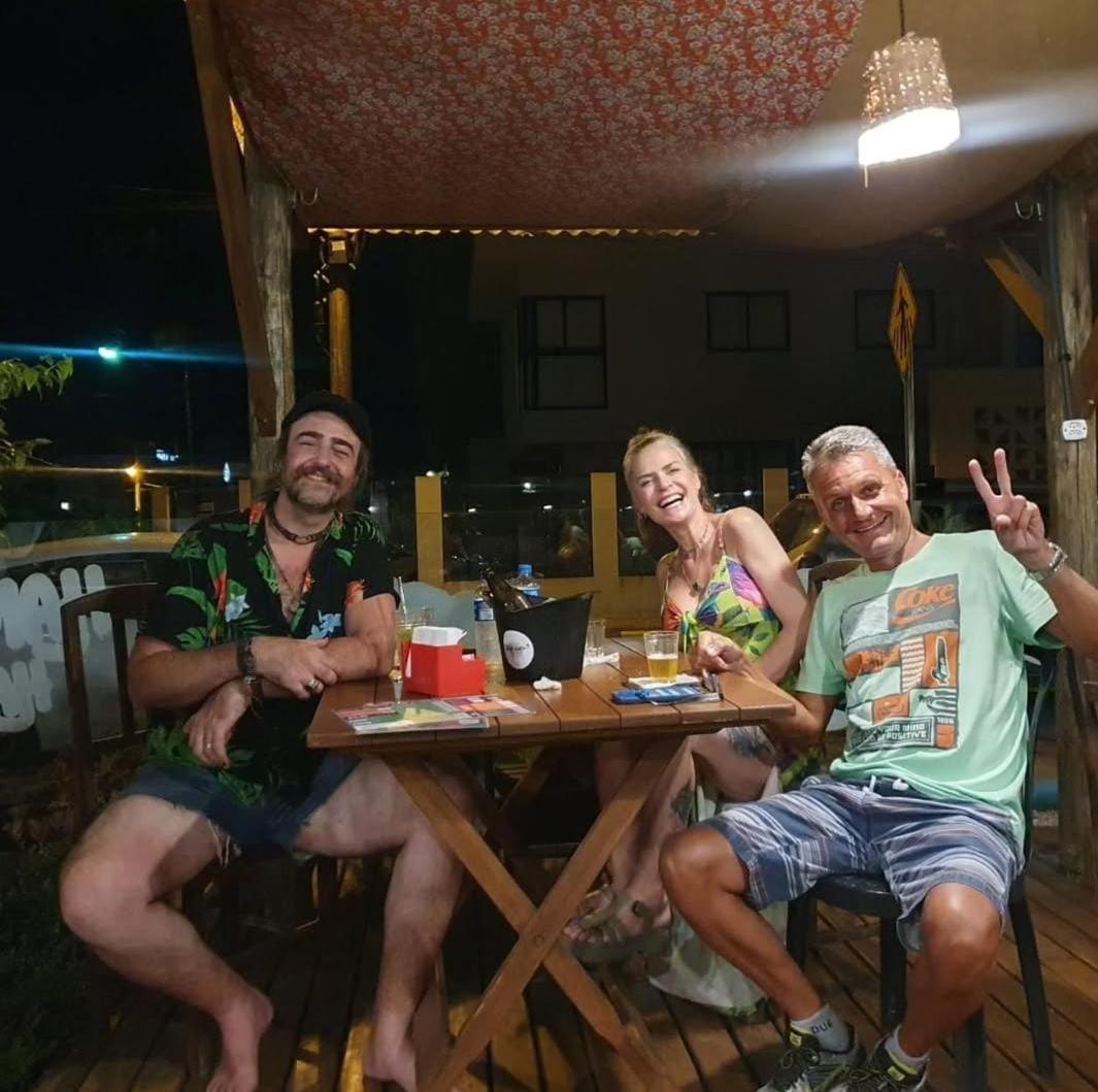 Hostel Vento Leste Bombinhas Exteriör bild